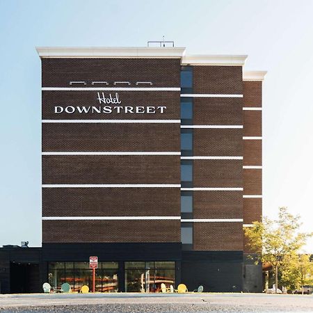 Hotel Downstreet, Ascend Hotel Collection Норт Адамс Екстериор снимка